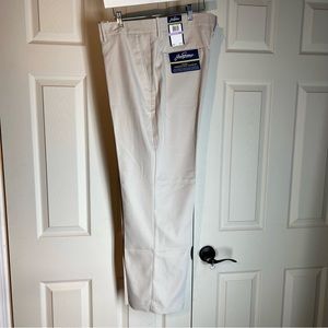 Men’s casual dress pants cream color size 38x30 brand new
